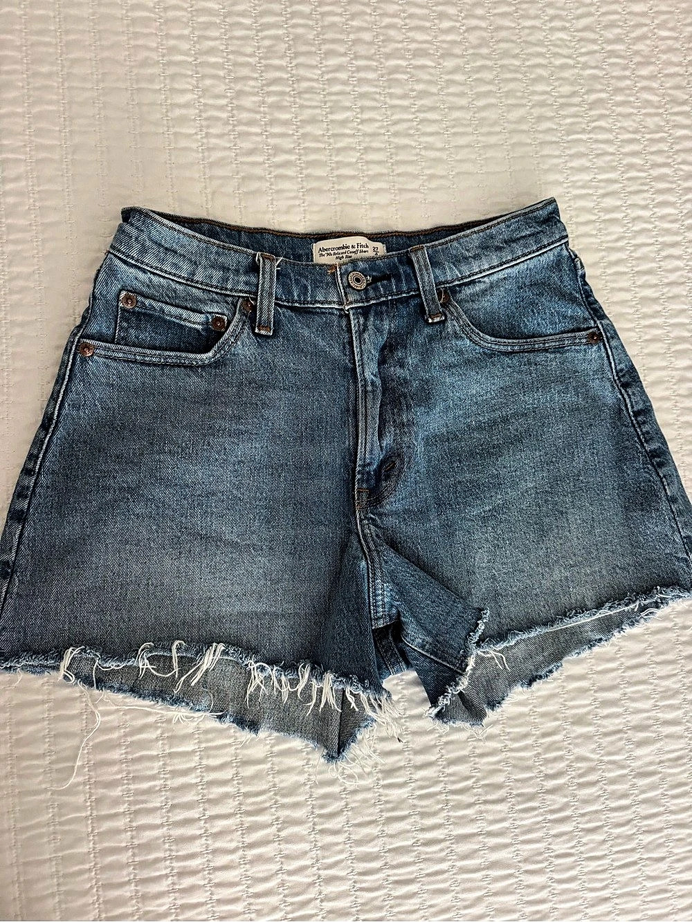 Women's Abercrombie & Fitch Curve Love The '90s Relaxed Cutoff Short High Rise '